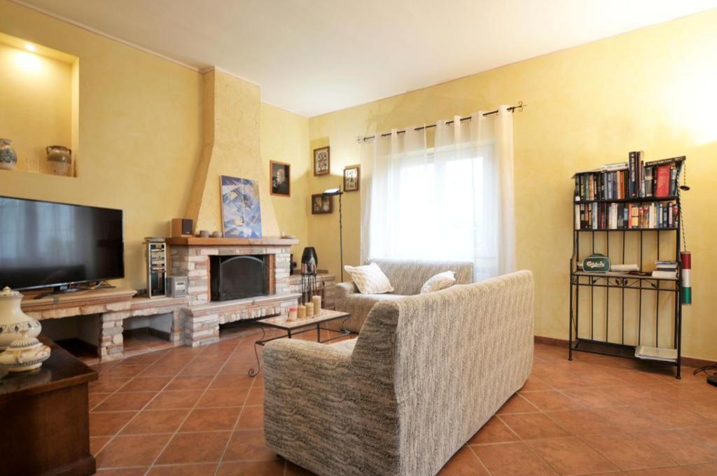 Bed and Breakfast La Madonnina Querceta Exteriér fotografie