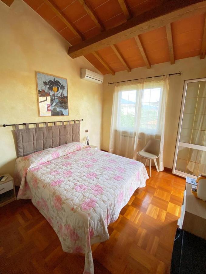Bed and Breakfast La Madonnina Querceta Exteriér fotografie
